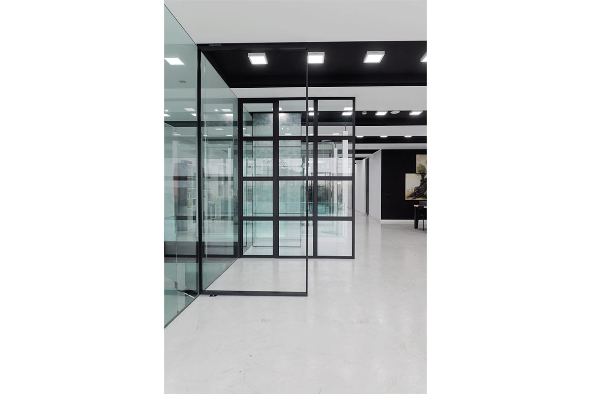 showroom 2