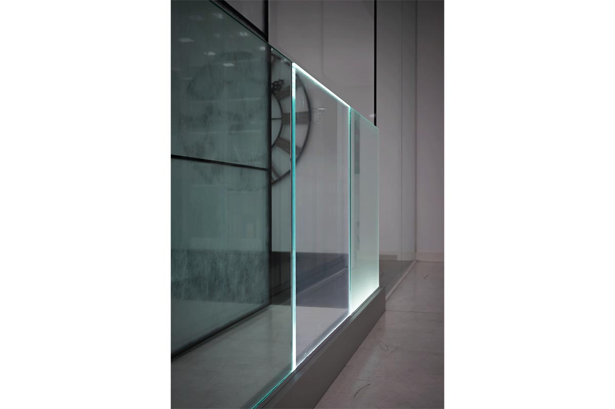 showroom 9