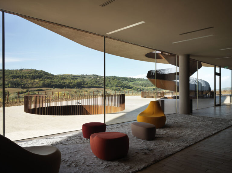 Projecte-Secco-Corten-Cellar-Antinori-1-768x571